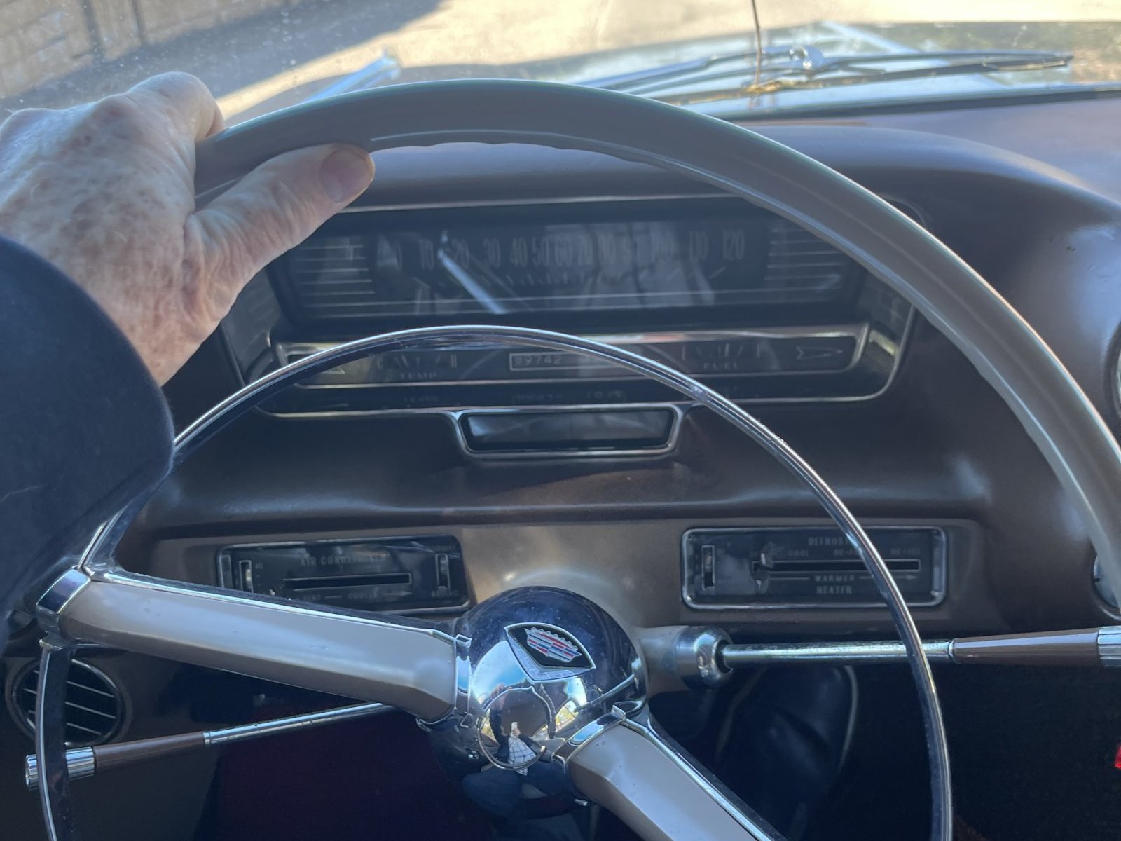 1959 Cadillac DeVille in Columbus 1