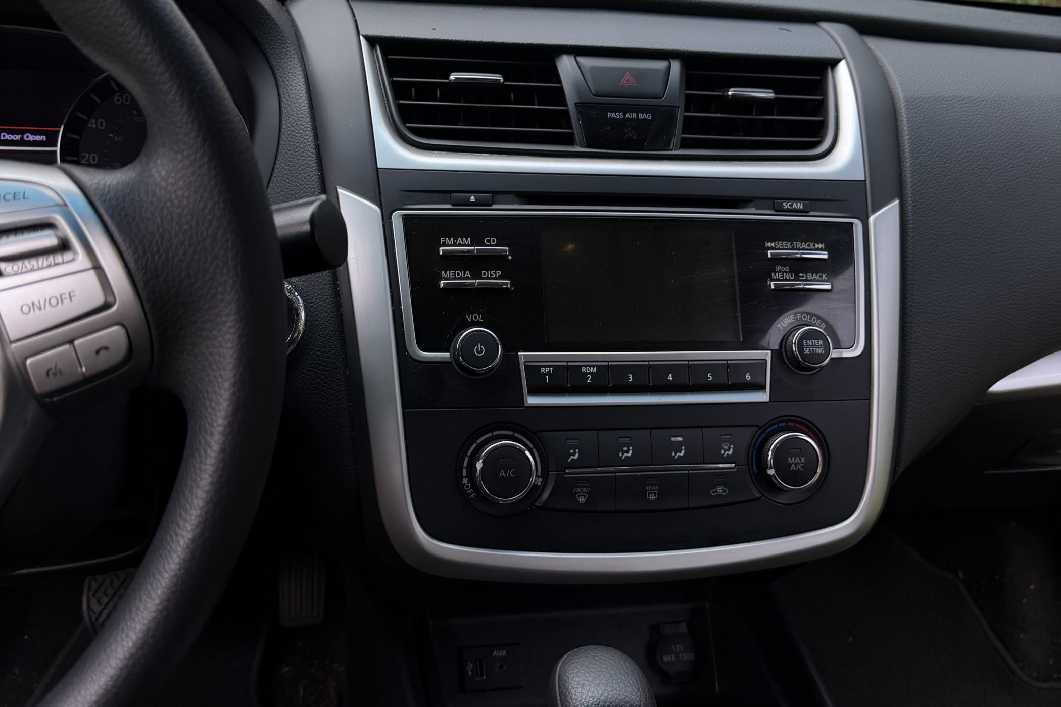 2017 Nissan Altima in Simpsonville 3