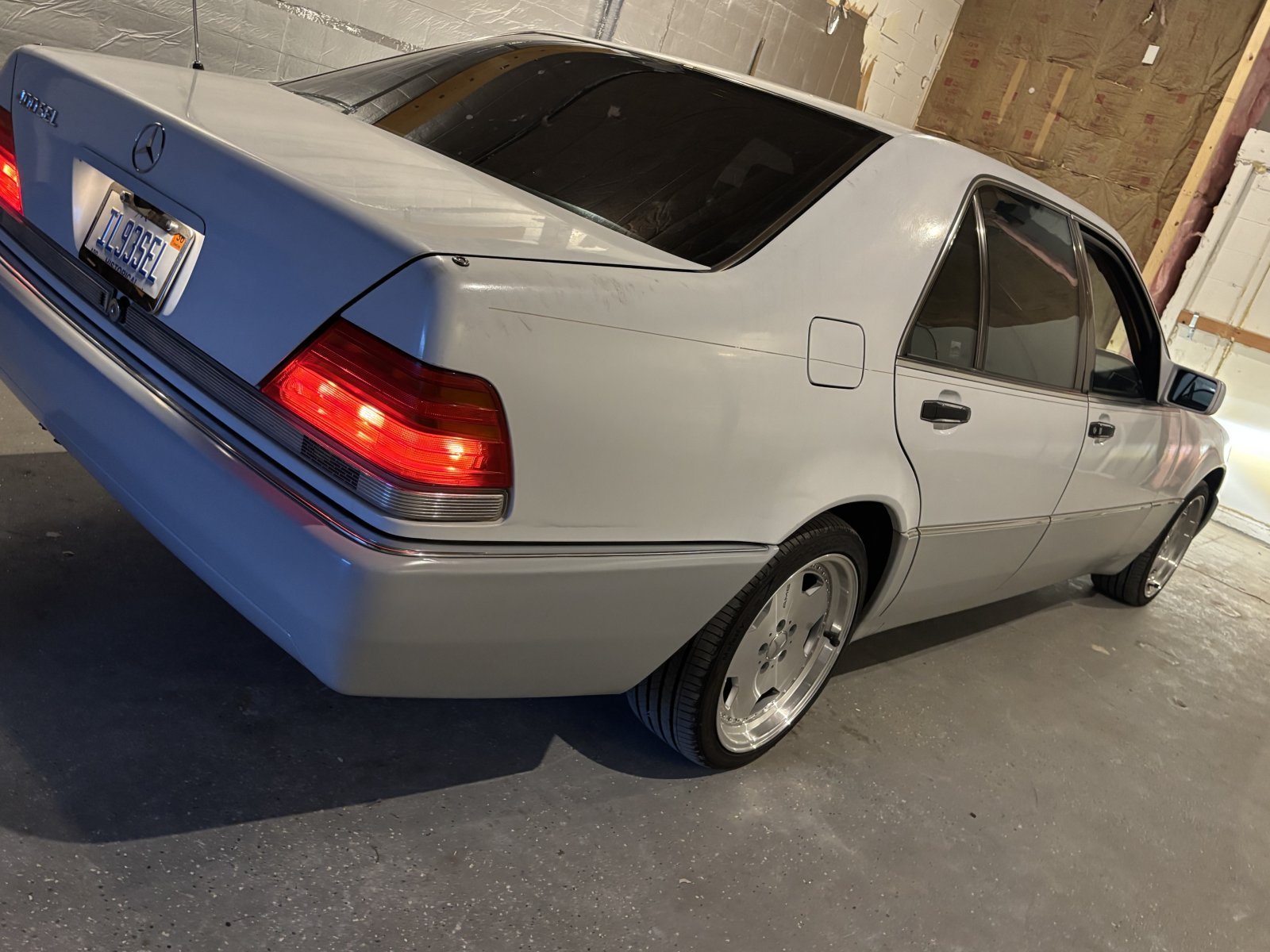 1993 Mercedes-Benz 400SEL in Clinton Township 2