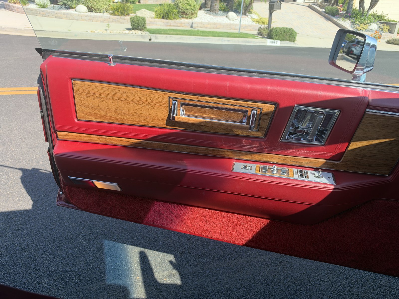 1983 Cadillac Eldorado in Burbank 9