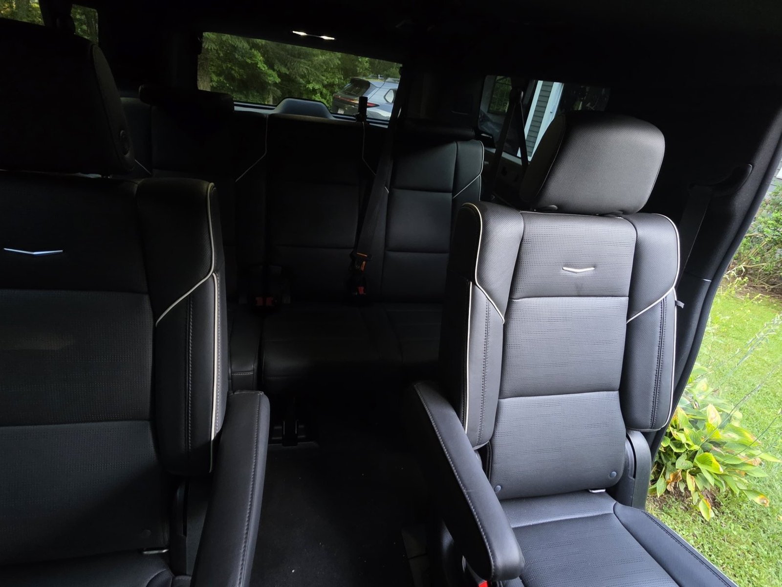 2022 Cadillac Escalade ESV in Northborough 2