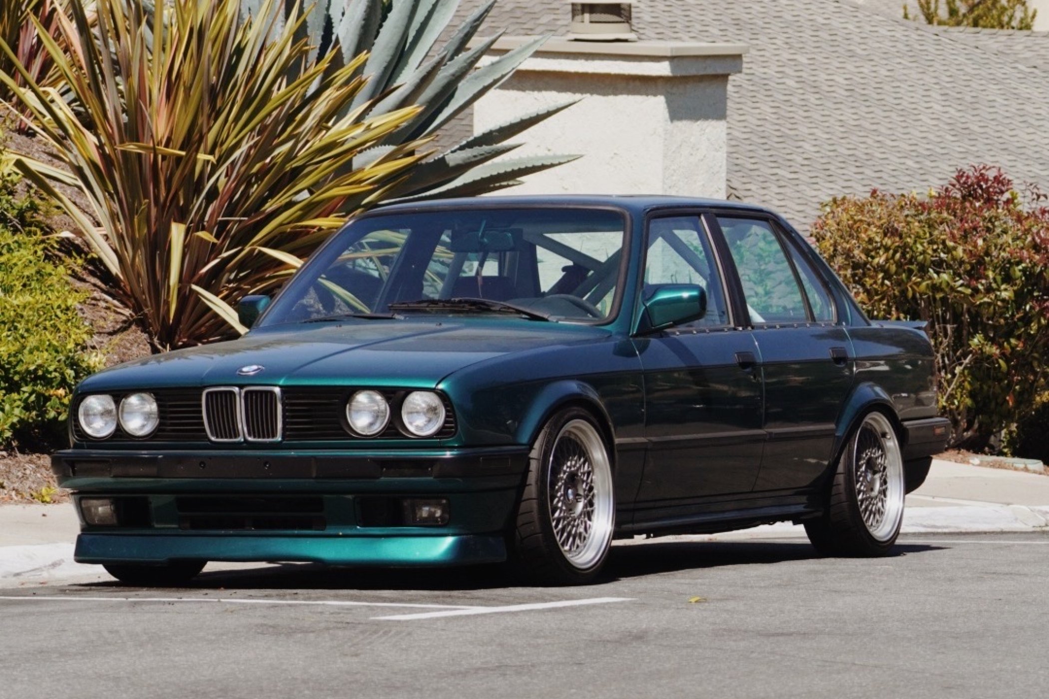 1991 BMW 325i in Irvine