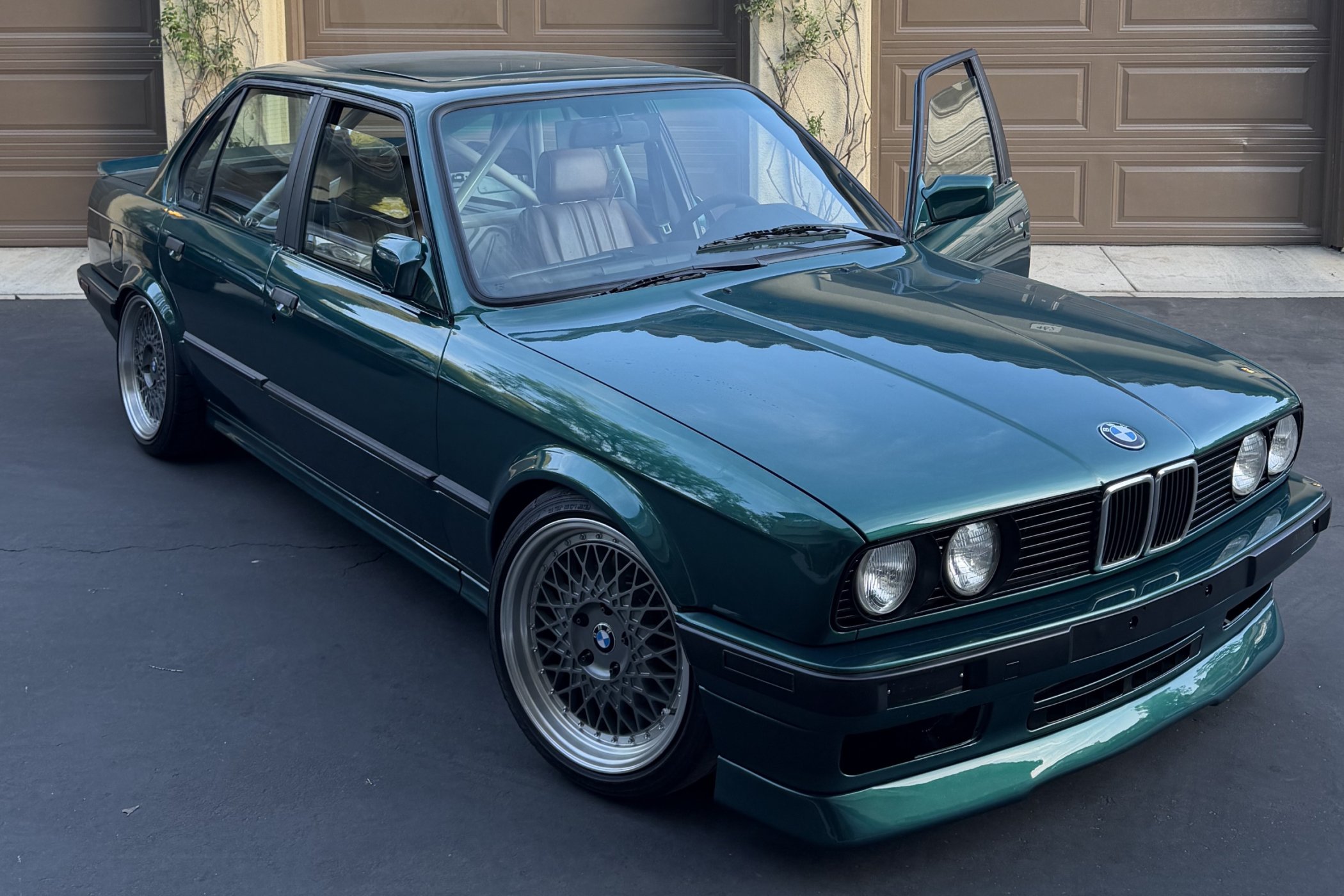 1991 BMW 325i in Irvine 5