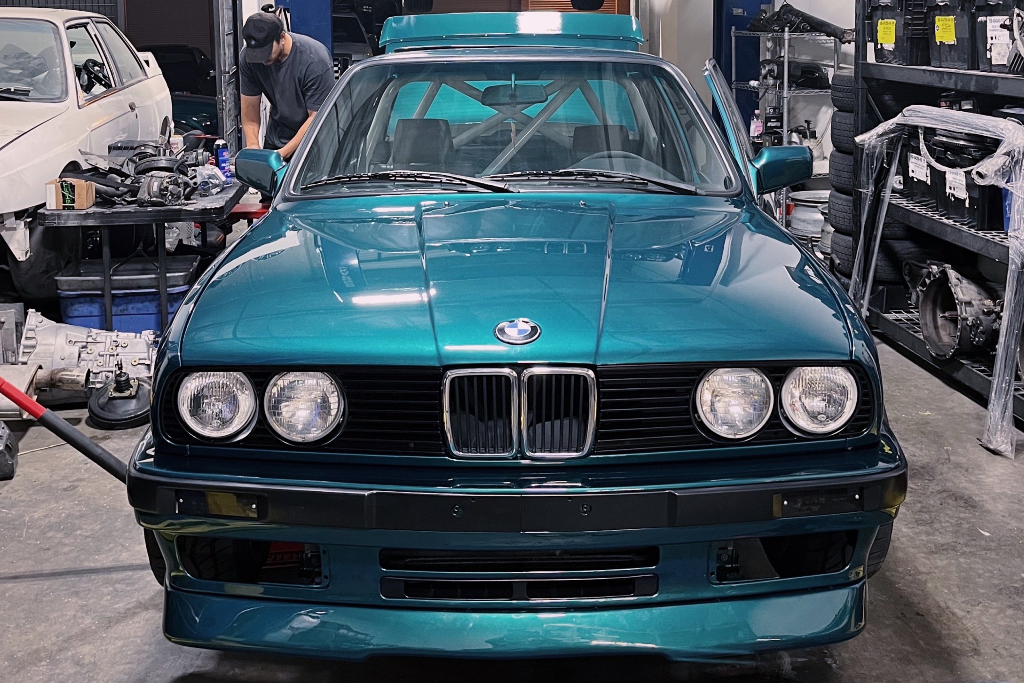 1991 BMW 325i in Irvine 2
