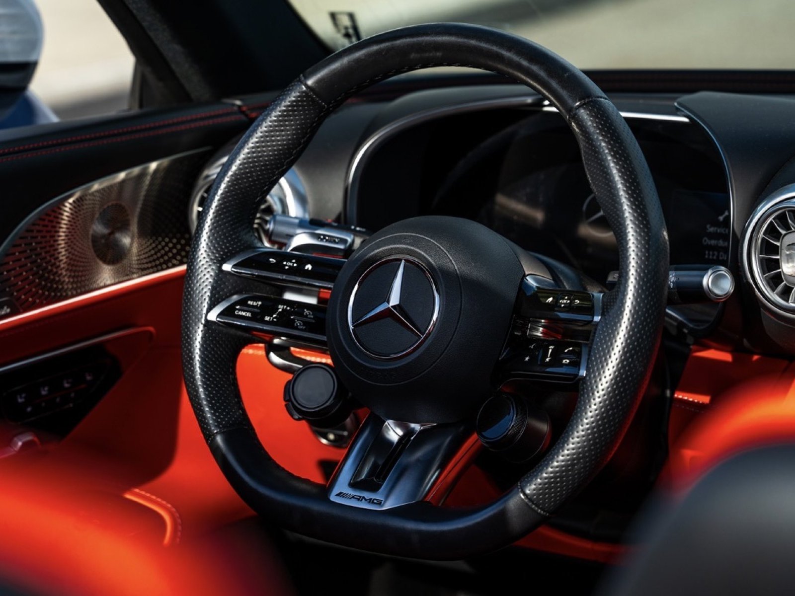 2025 Mercedes-Benz AMG SL 43 in St. Petersburg 12