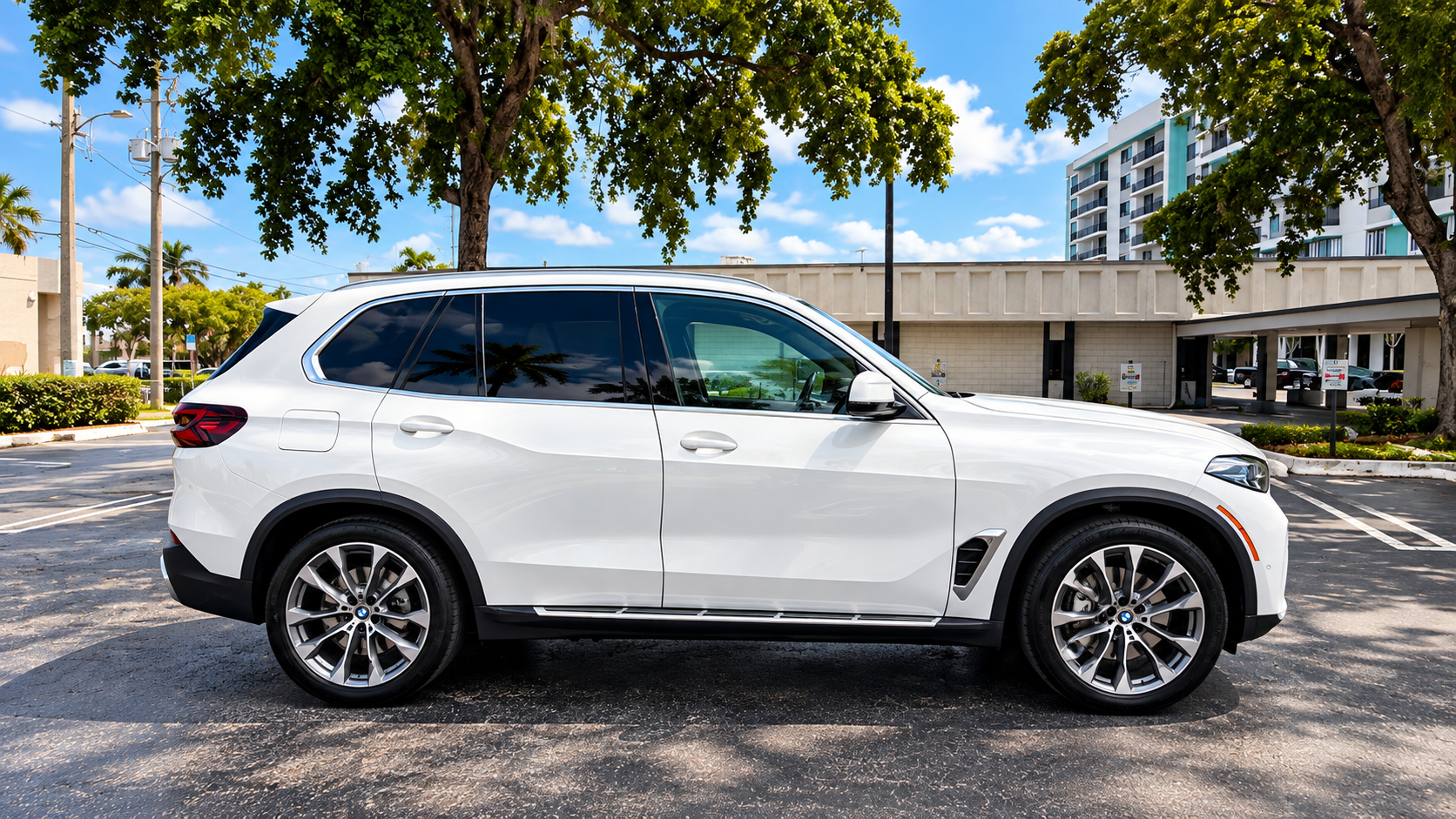 2025 BMW X5 in Hollywood 2