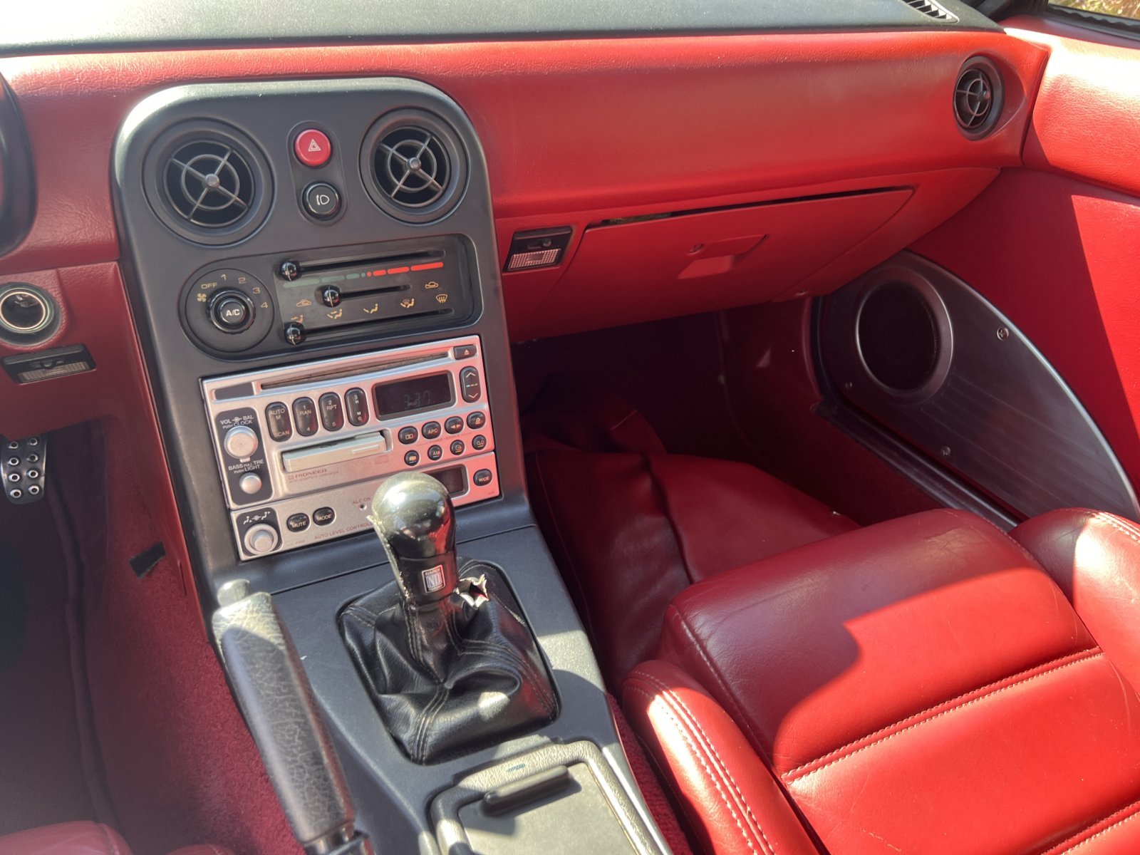 1993 Mazda Miata in Long Beach 8