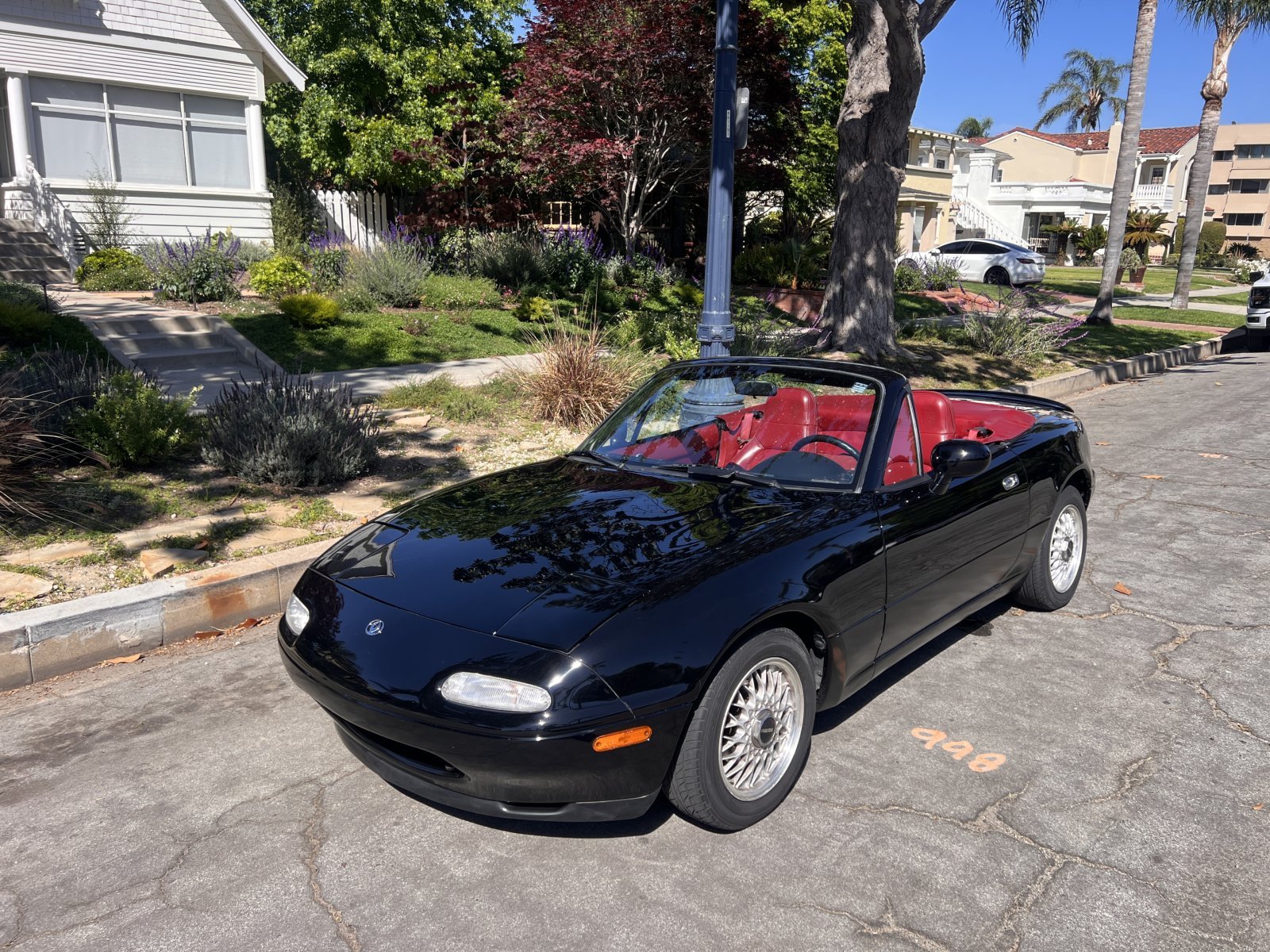 1993 Mazda Miata in Long Beach 12