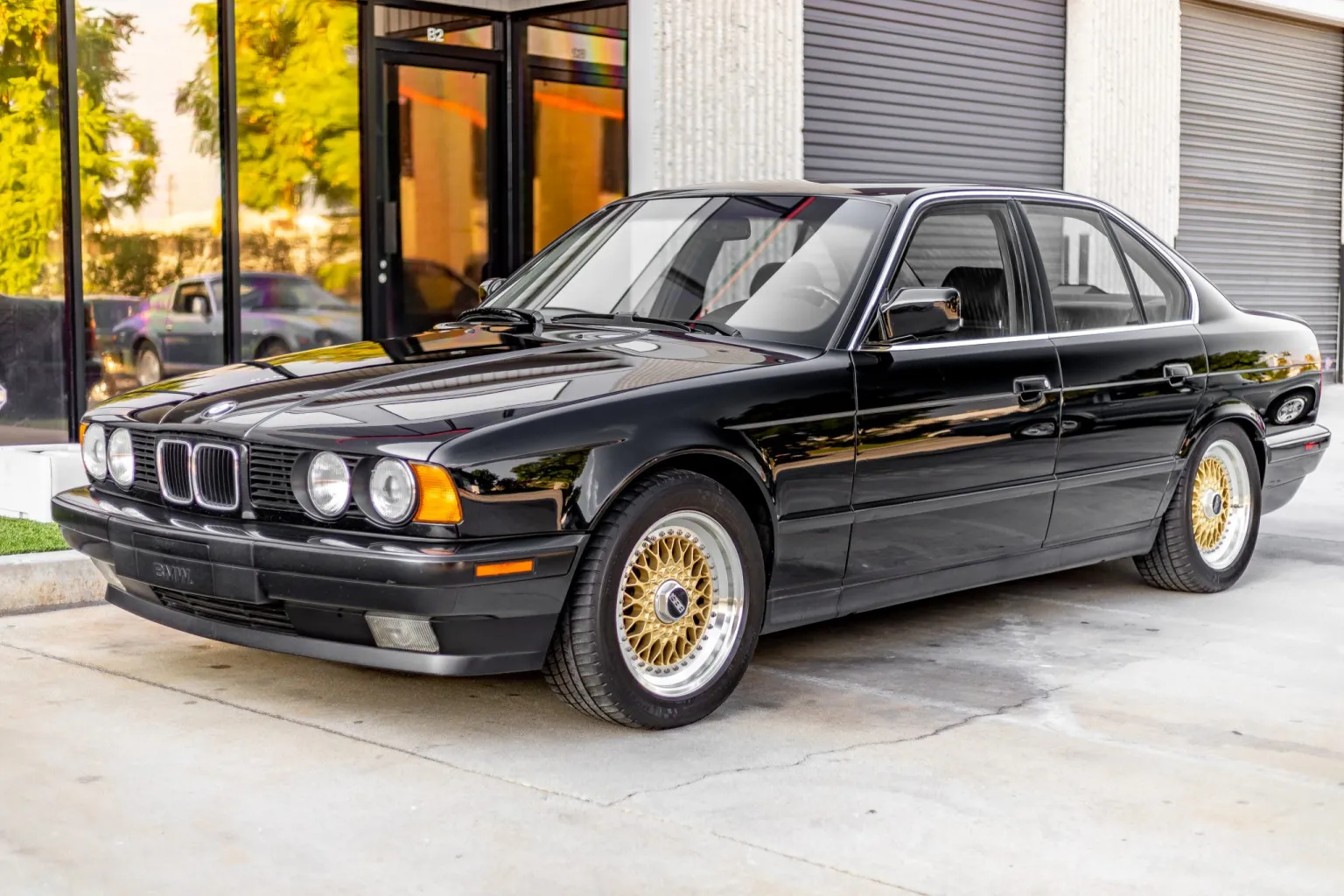 1990 BMW 535i in Leonia 1