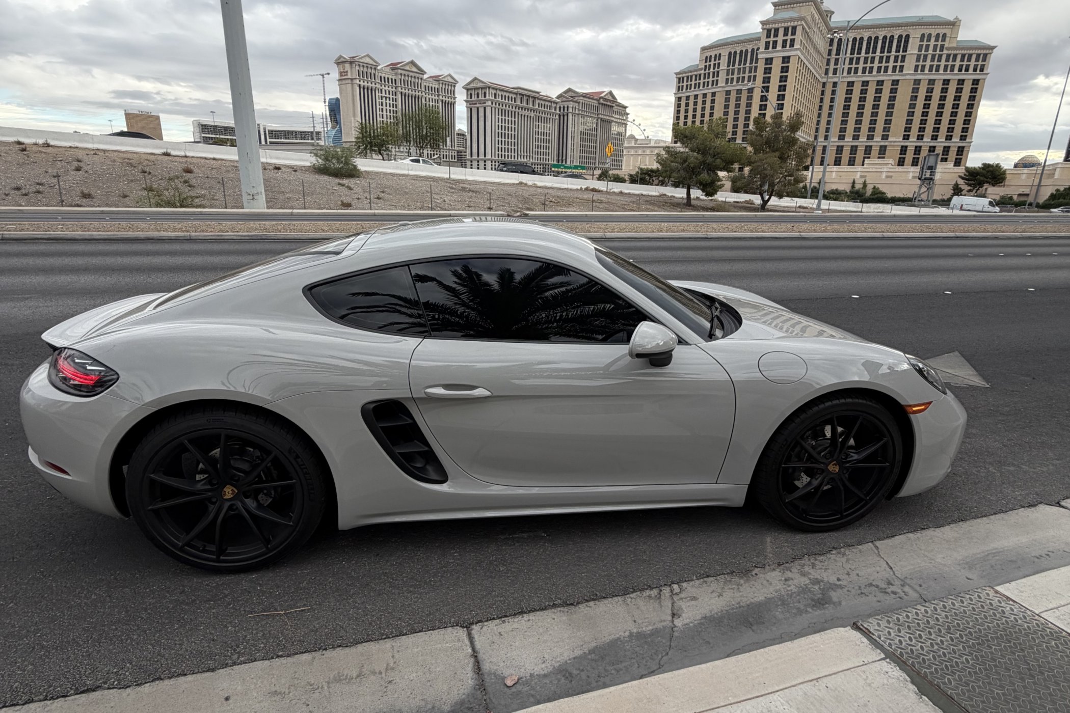 2019 Porsche Cayman in Las Vegas 1