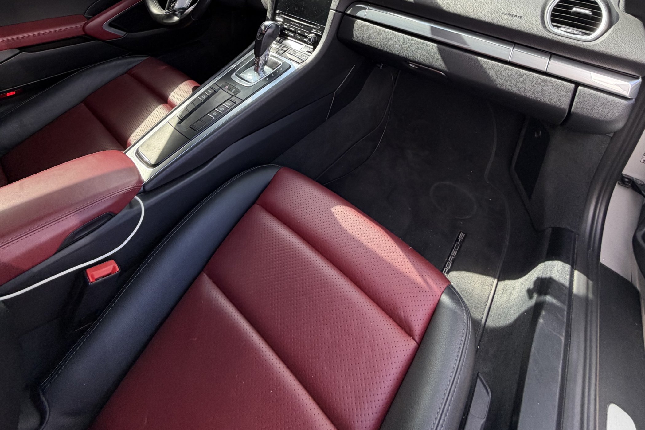 2019 Porsche Cayman in Las Vegas 3