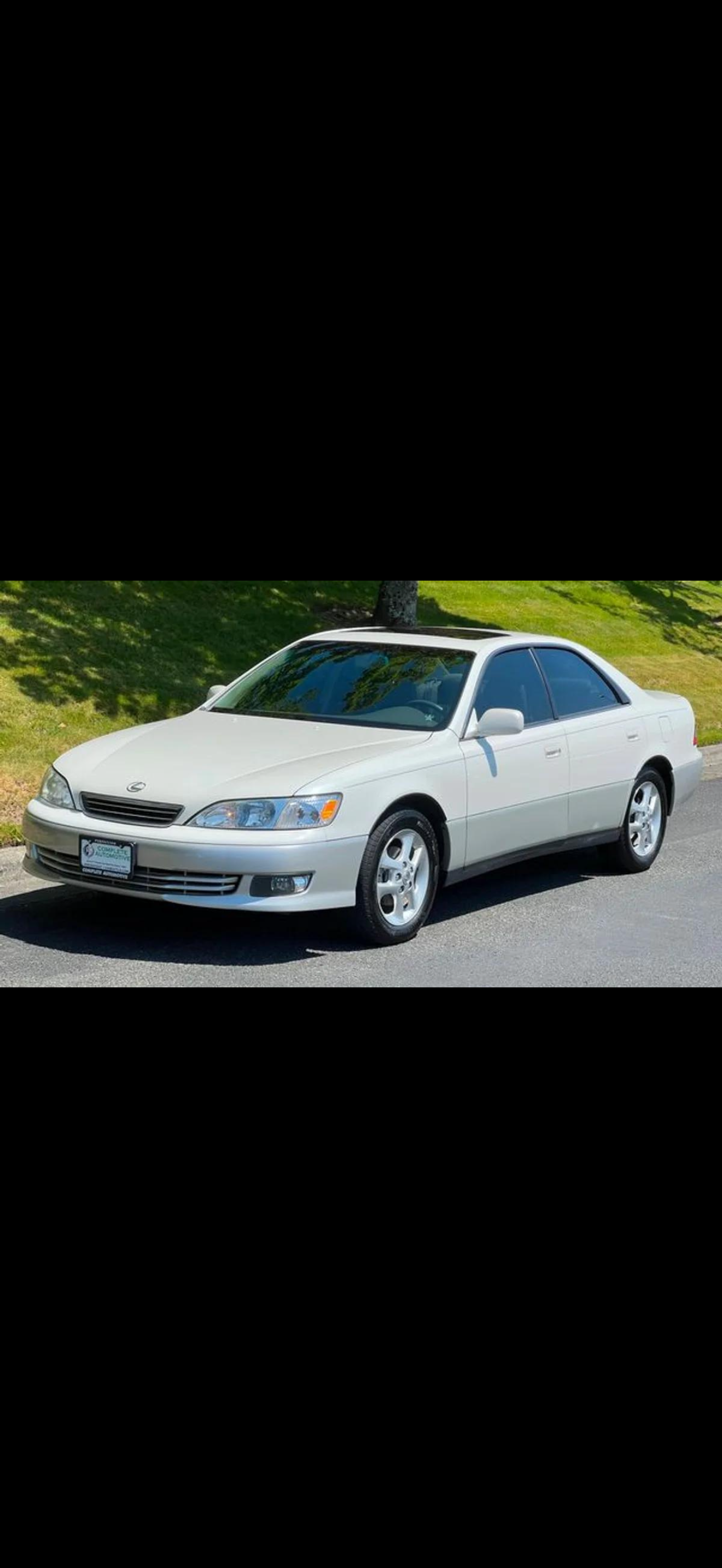 2000 Lexus ES300 in Meridian