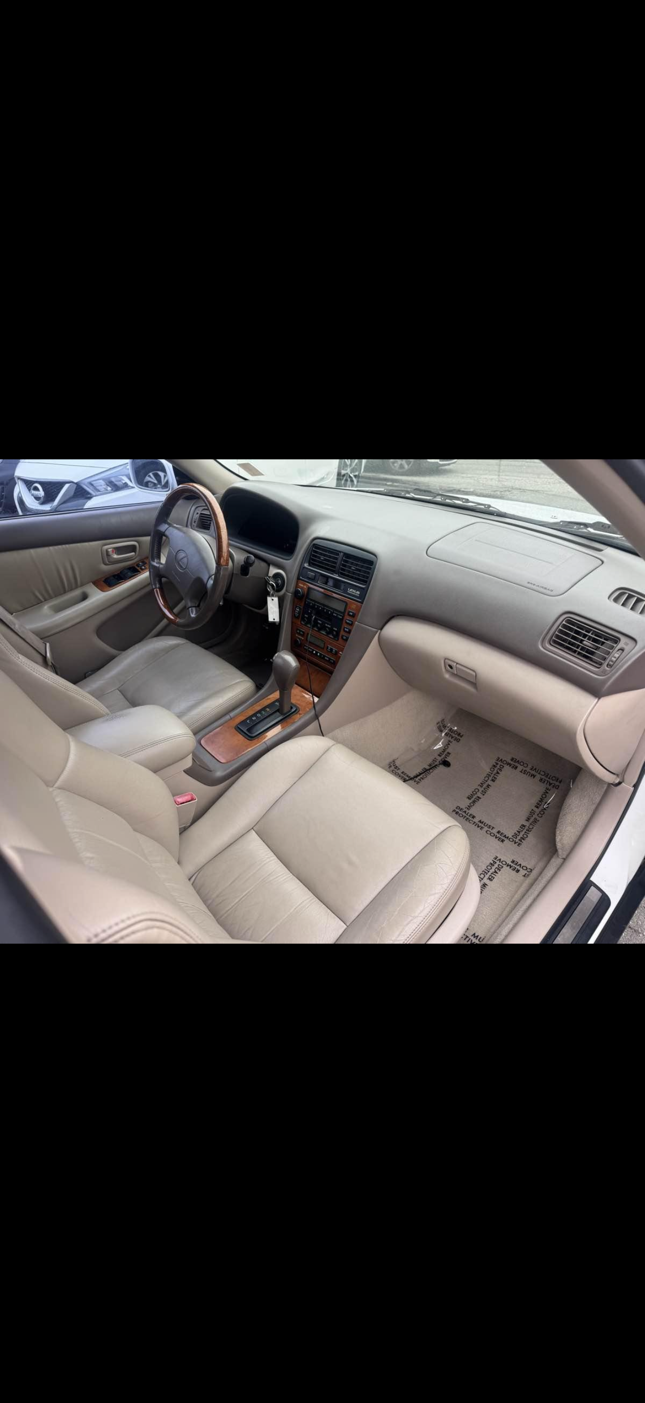 2000 Lexus ES300 in Meridian 5
