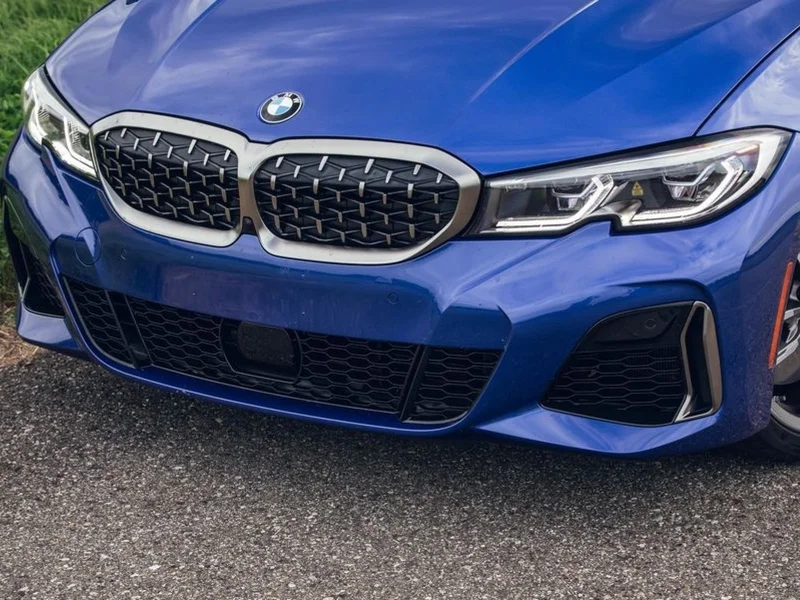 2021 BMW 330 i 12