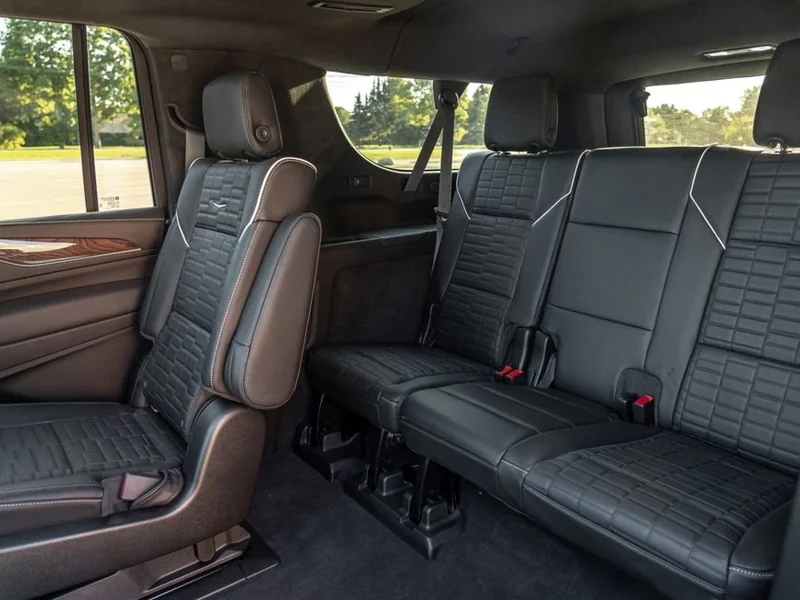 2022 Cadillac Escalade ESV Premium Luxury 10