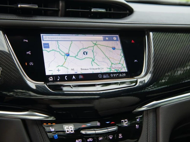 2023 Cadillac XT6