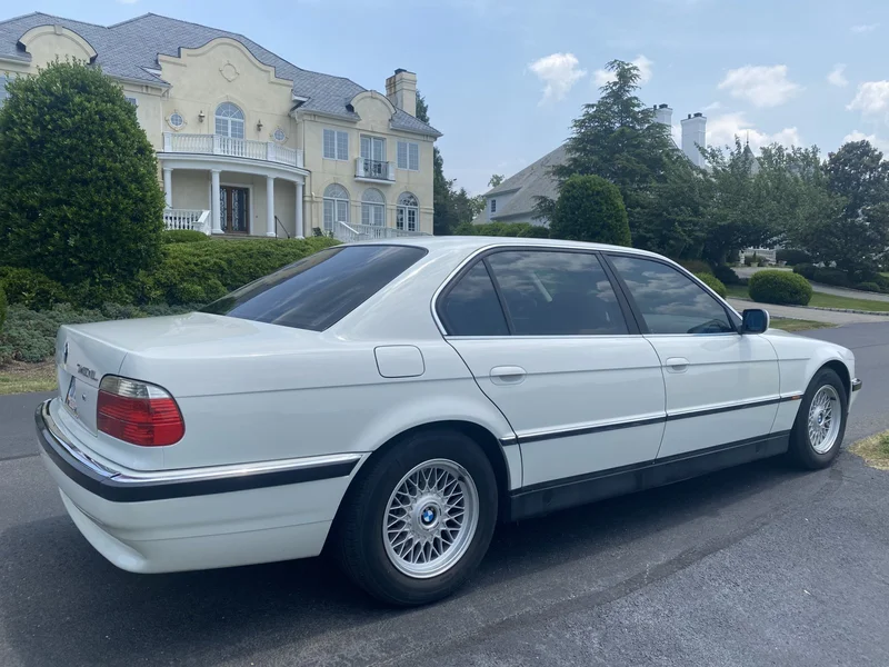 1998 BMW 740iL