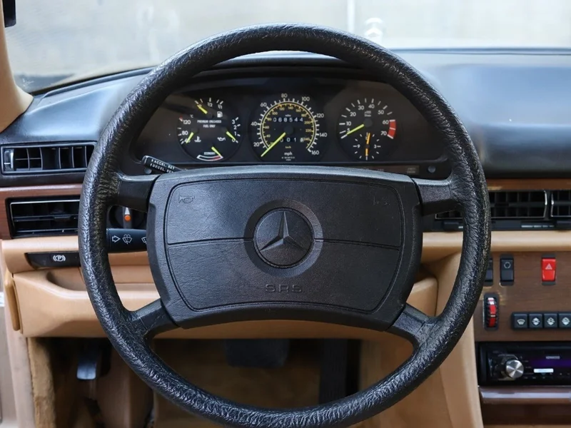 1988 Mercedes-Benz 420SEL Base 8