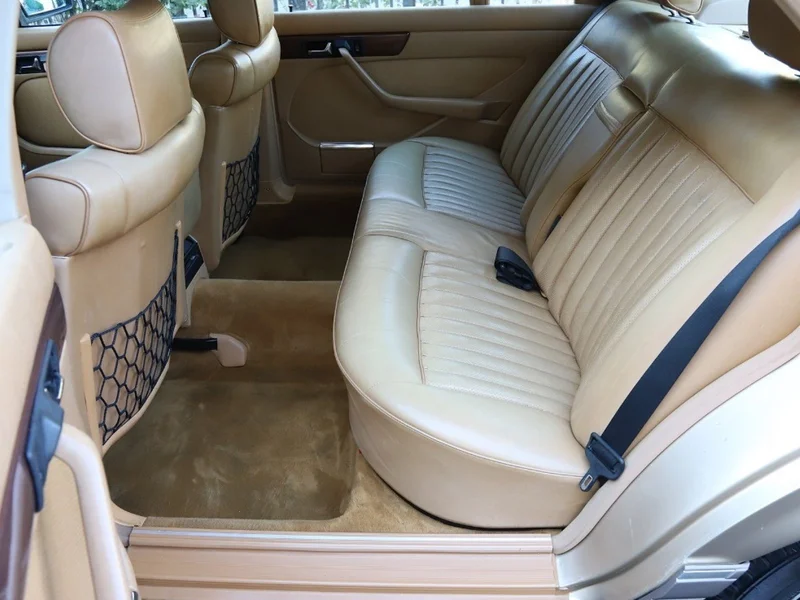 1988 Mercedes-Benz 420SEL Base 9