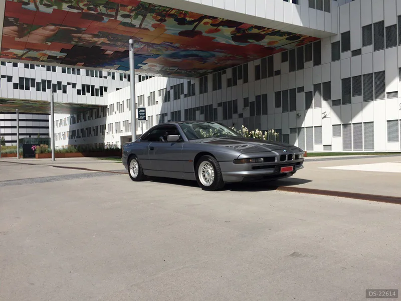 1991 BMW 850i in Oslo 3