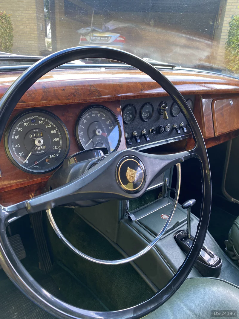 1966 Jaguar MKII - 6 cyl. 3,4L