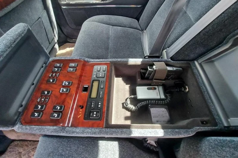 1997 Toyota Century GZG50 11