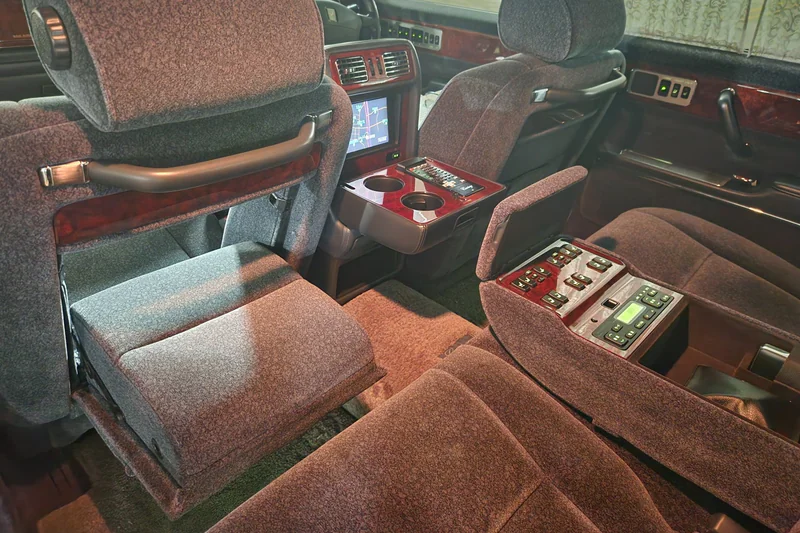 1997 Toyota Century GZG50 16