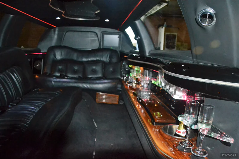 2005 Lincoln Towncar Limo in Næstved 2