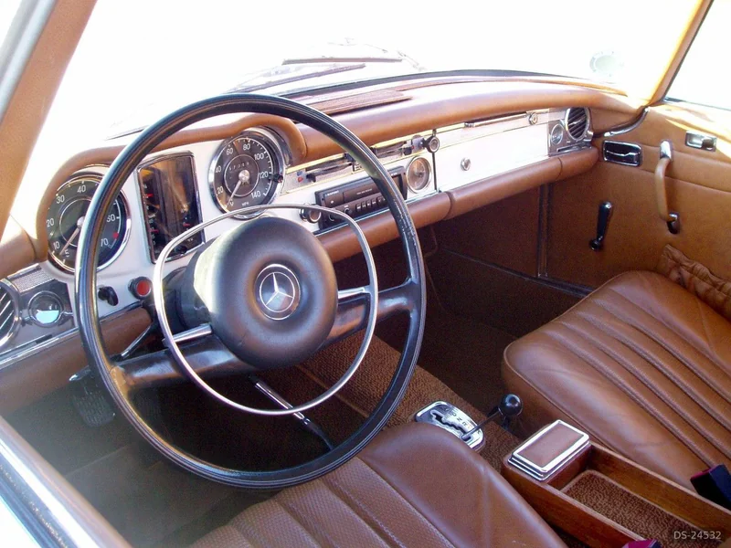 1968 Mercedes-Benz 280SL - V6, 2,8L in Thisted 2