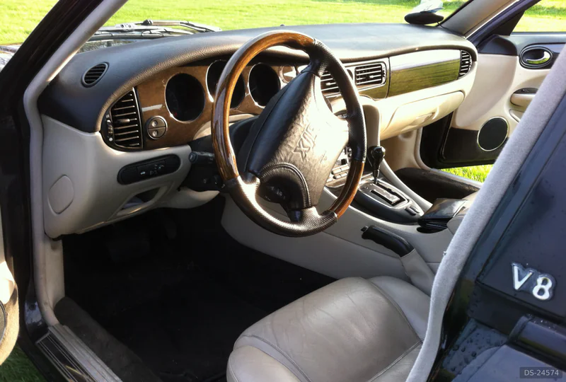 2000 Jaguar XJR in Grevinge 2