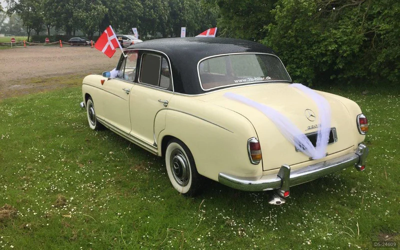 1958 Mercedes-Benz Ponton 220 S in Ballerup 5