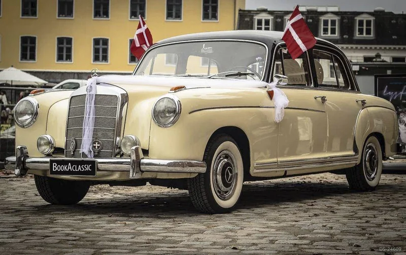 1958 Mercedes-Benz Ponton 220 S in Ballerup 2