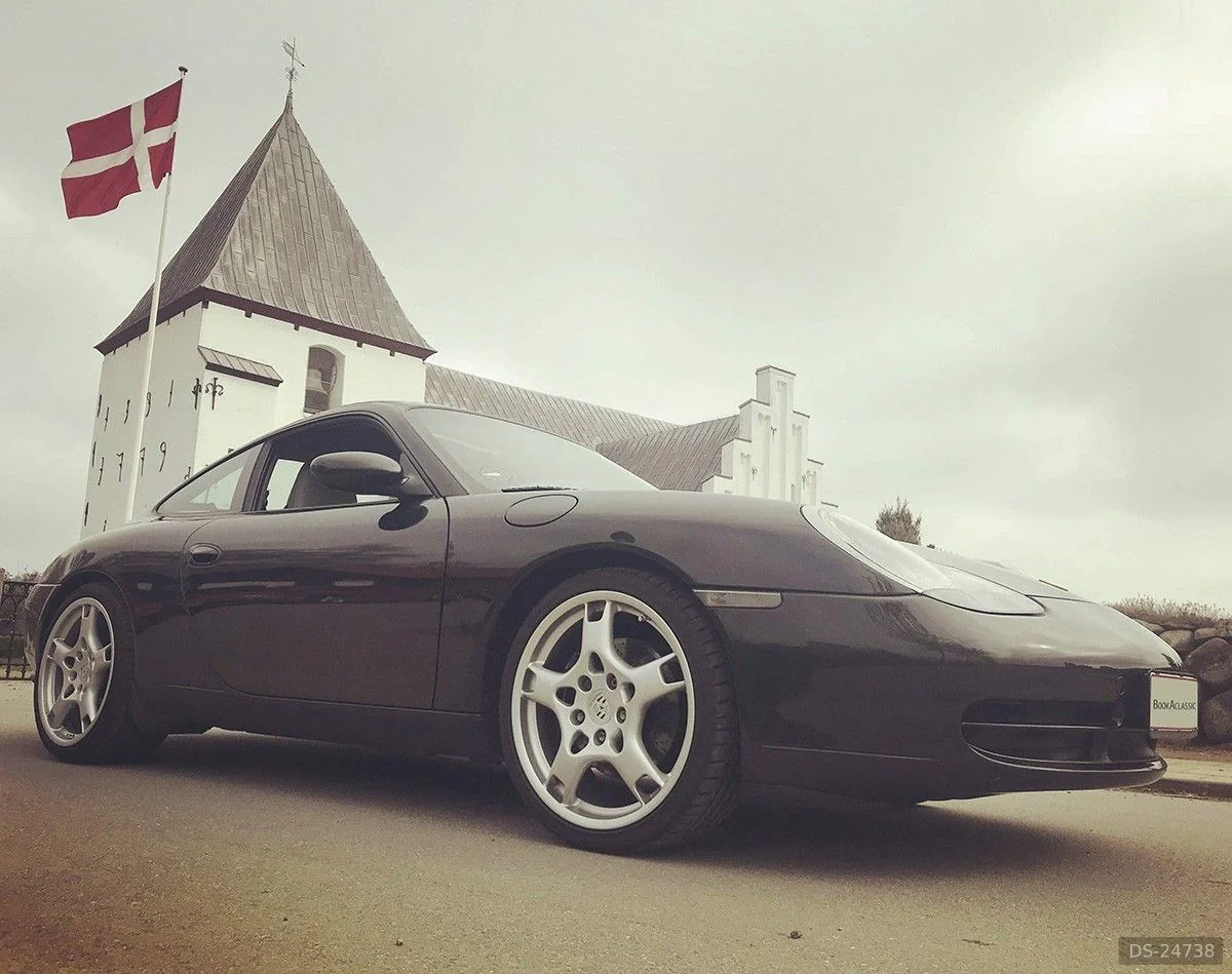 1999 Porsche 911 Carrera