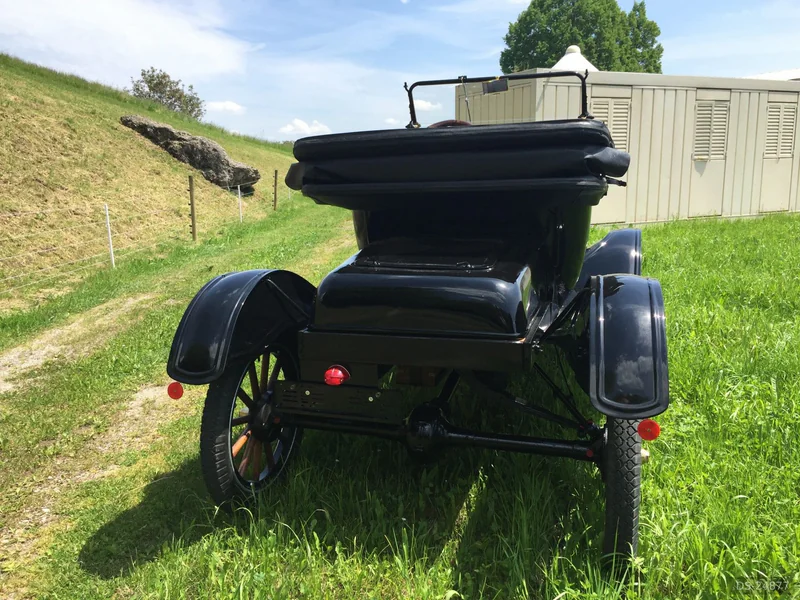 1921 Ford Model T in Bazenheid 3