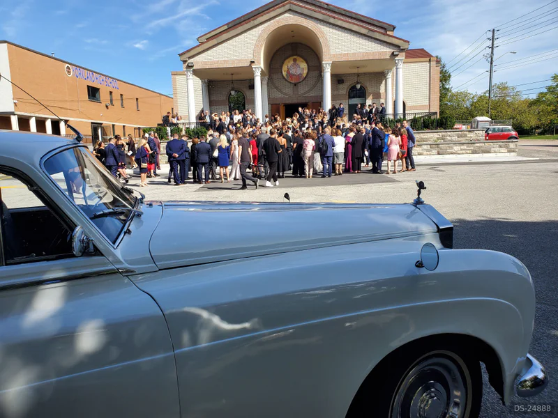 1964 Rolls-Royce Silver Cloud III in Terra Cotta 10