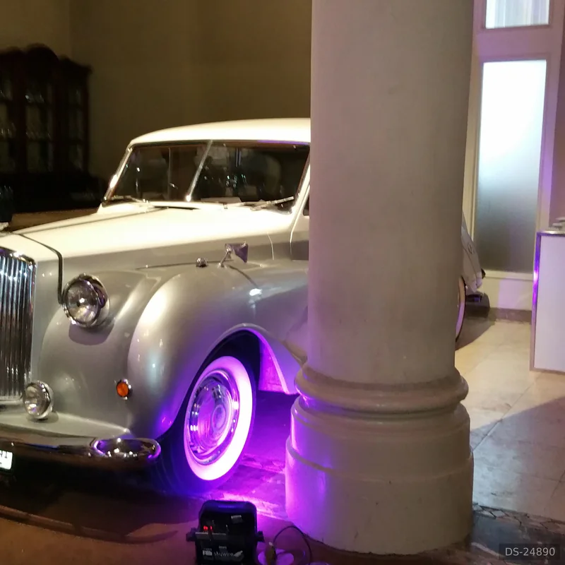 1954 Austin Princess in Terra Cotta 9