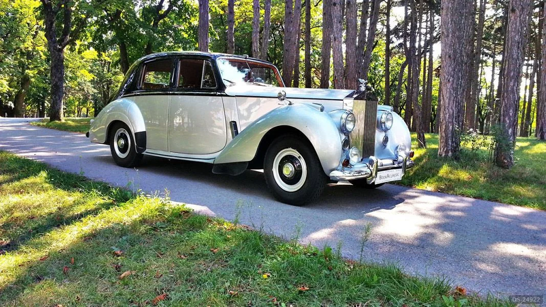 1954 Rolls-Royce Silver Dawn