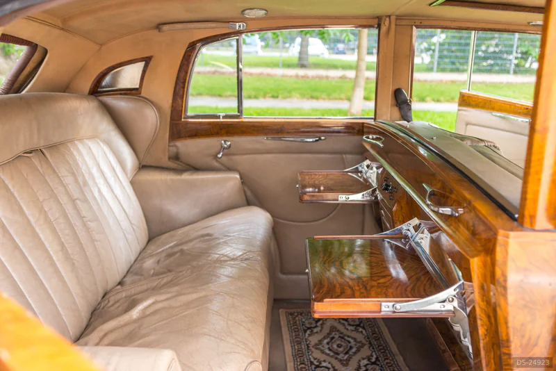 1952 Rolls-Royce Silver Wraith (gold/schwarz) in Wien 3