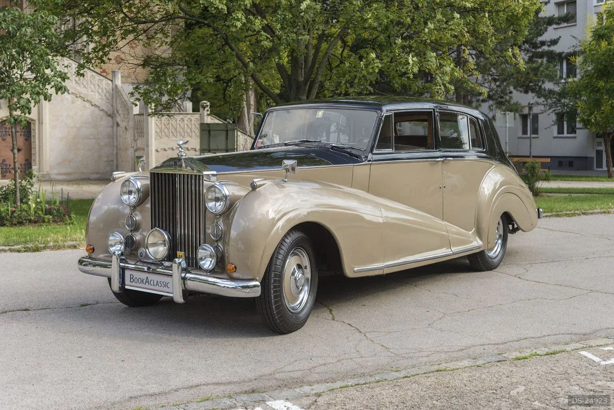1952 Rolls-Royce Silver Wraith (gold/schwarz)