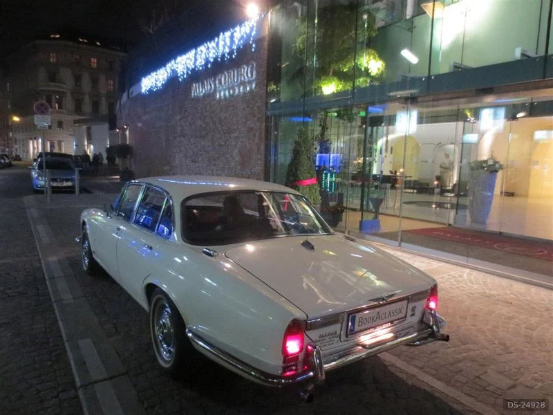 1972 Jaguar XJ 6 (weiß) in Wien 3