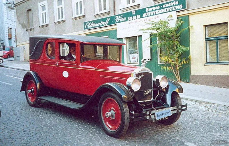 1927 Packard Six