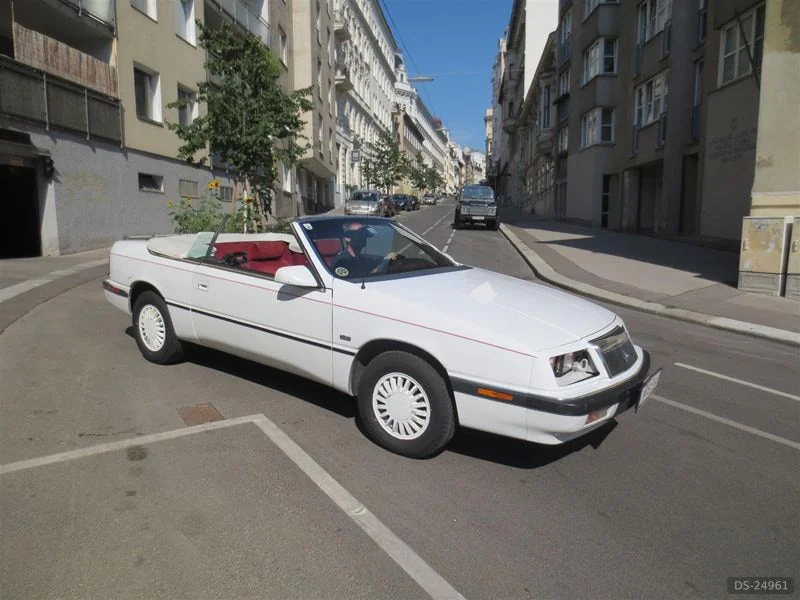 1992 Chrysler Le Baron Cabriolet