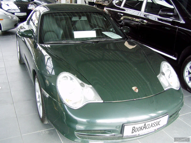 2002 Porsche 911 Coupe in Wien 2