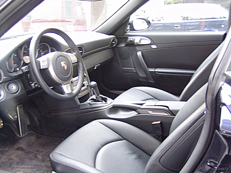 2002 Porsche 911 Coupe in Wien 3