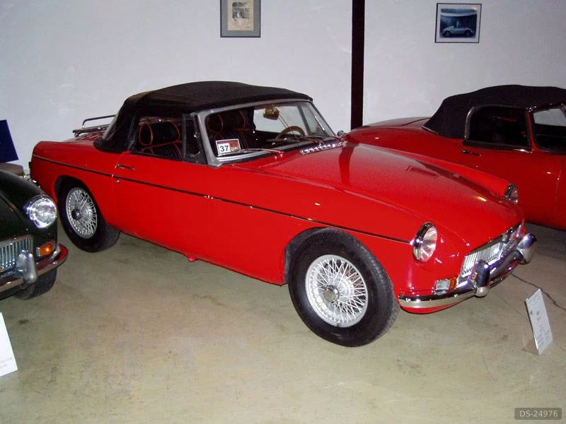 1969 MG B in Wien 3