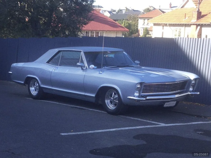 1965 Buick Riviera in Nelson 9