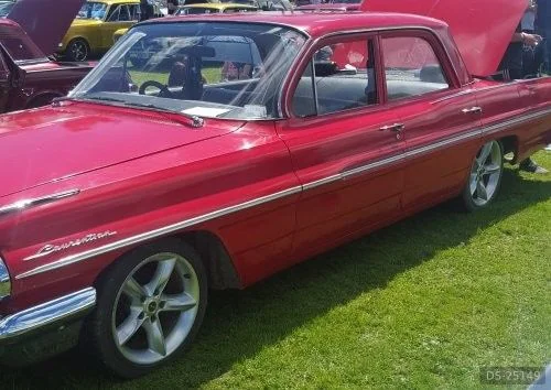 1962 Pontiac Lauratine