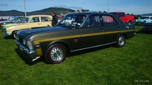1970 Ford Falcon XW GT in Gore 1