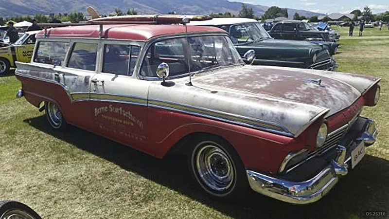 1957 Ford Country Sedan in Alexandra 1