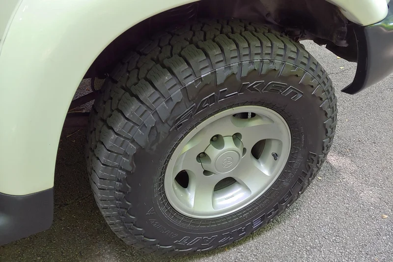 1996 Toyota Land Cruiser FJ80 5